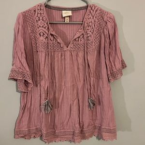 Pink top, medium